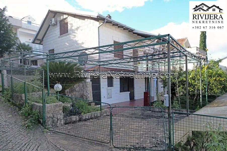 Prodaja, kuća, 121m², Milovići, Tivat