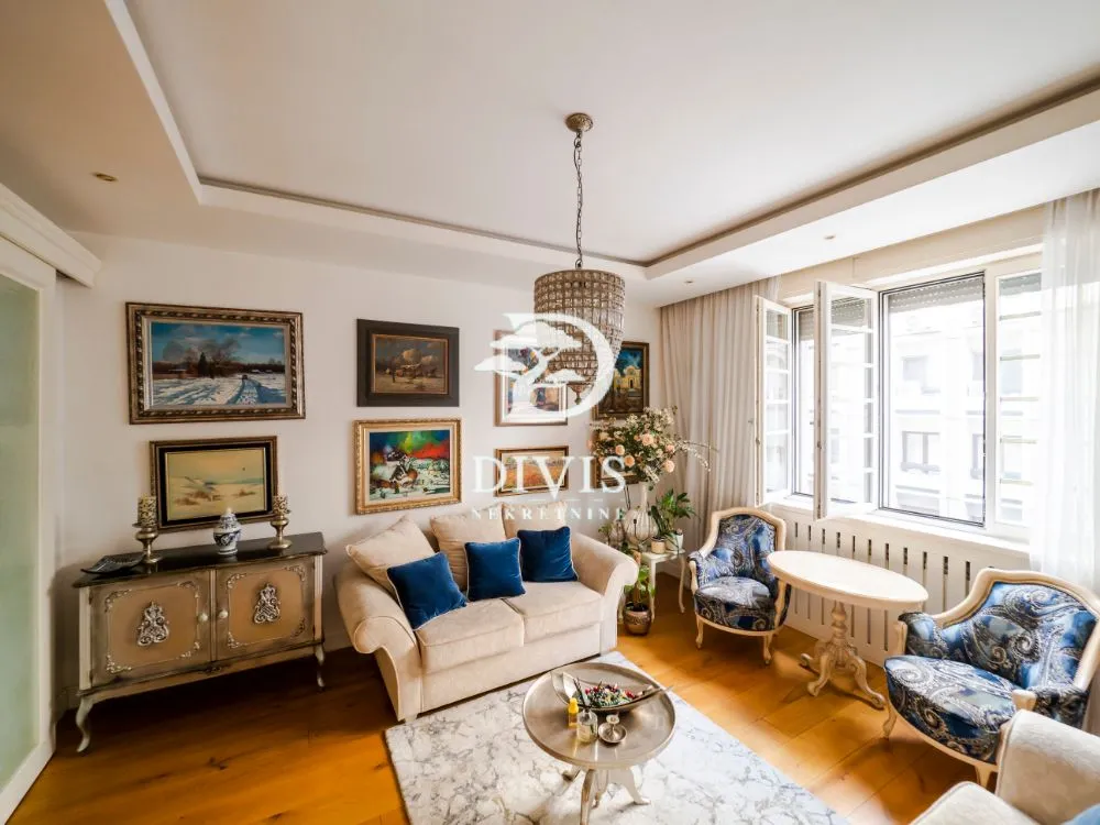 Prodaja, trosoban stan, 95m², Stari Grad, Beograd