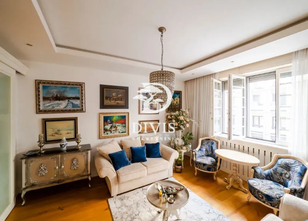 Sale, three bedroom apartment, 95m², Stari Grad, Beograd