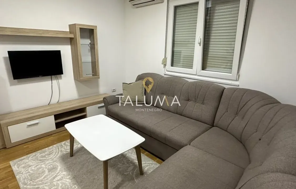 Izdavanje, jednosoban stan, 43m², City Kvart, Podgorica