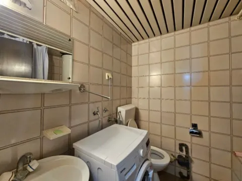 Izdavanje, jednosoban stan, 50m², Centar, Bar - image 2