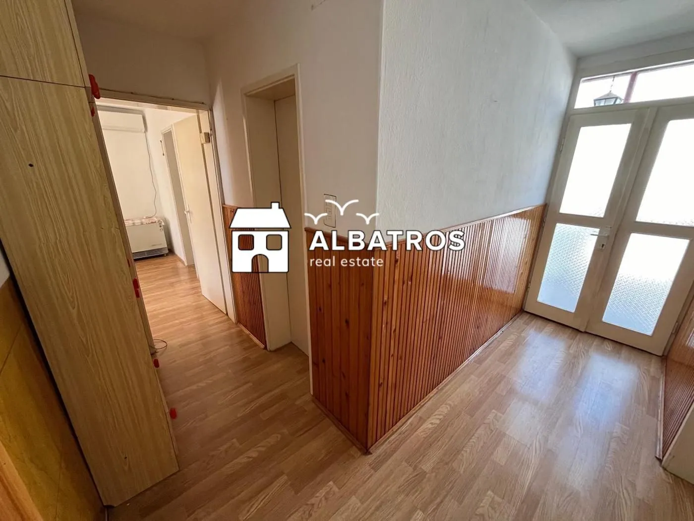Prodaja, trosoban stan, 72m², Ilino, Bar