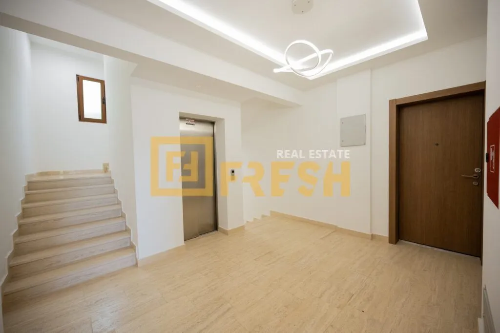 Prodaja, trosoban stan, 142m², Gorica C, Podgorica
