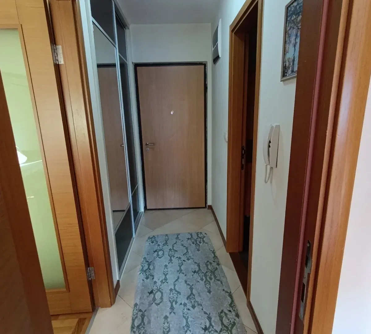Rent, one bedroom apartment, 44m², Stari Aerodrom, Podgorica