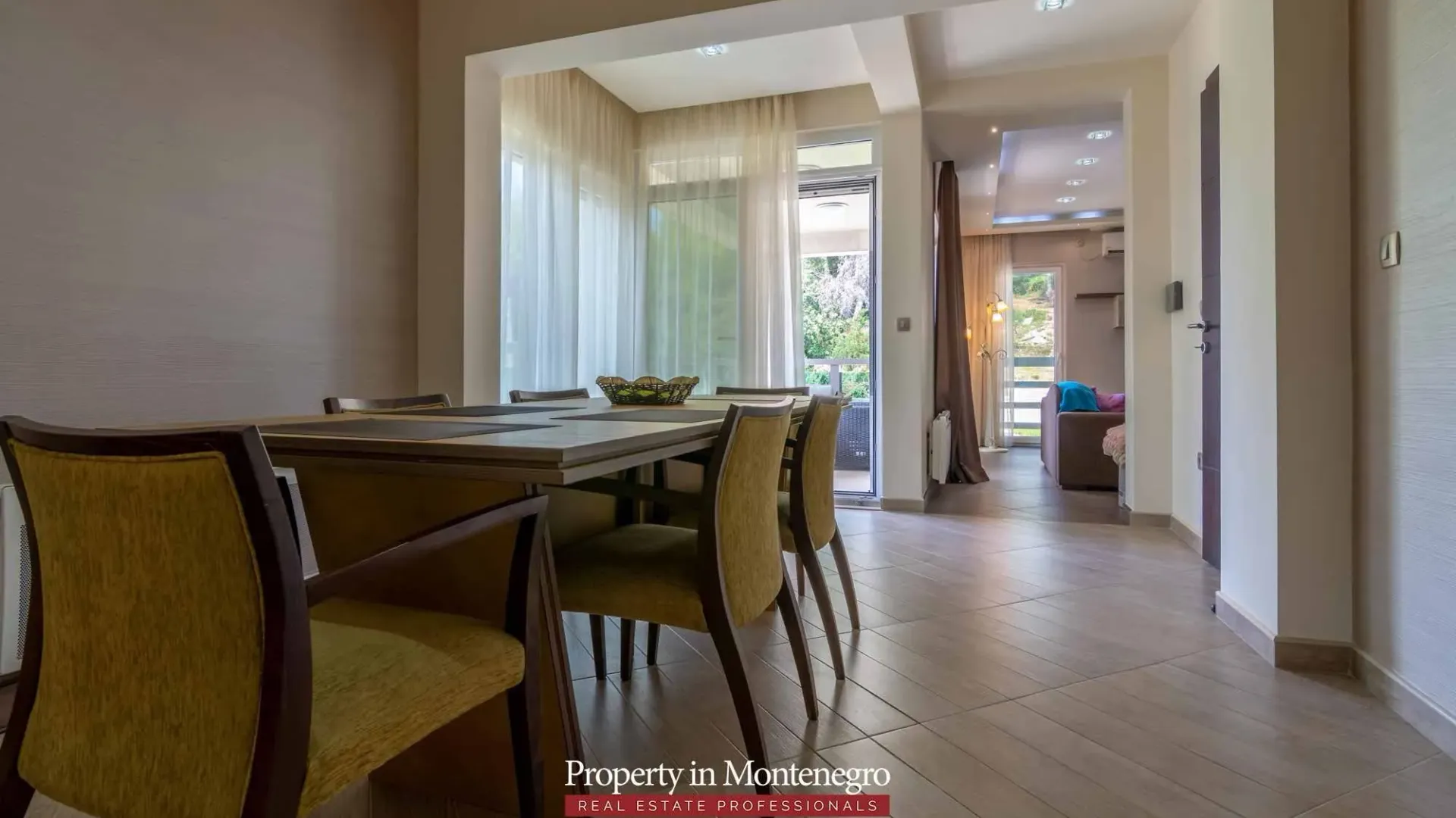 Prodaja, kuća, 267m², Mrčevac, Tivat