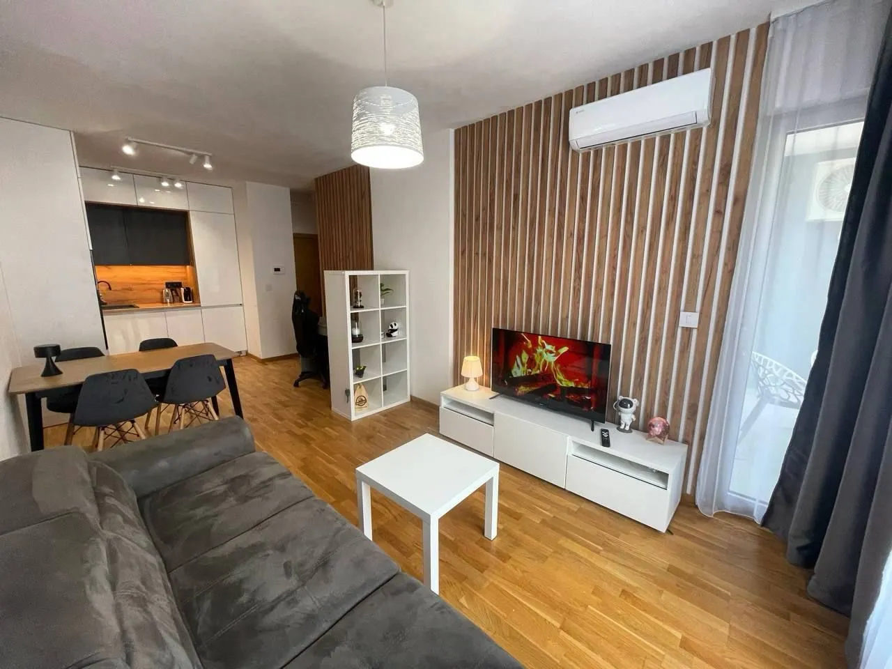 Rent, one bedroom apartment, 43m², Bečići, Budva