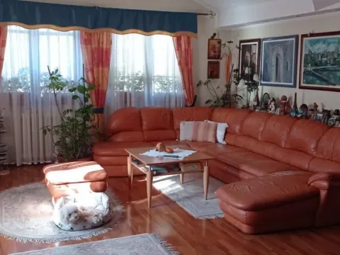 Rent, house, 95m², Sajmište, Novi Sad - image 3