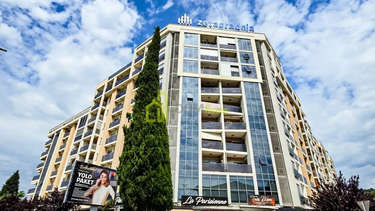 Izdavanje, trosoban stan, 95m², Momišići, Podgorica