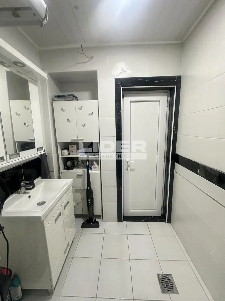 Sale, two bedroom apartment, 50m², Skadarlija, Beograd