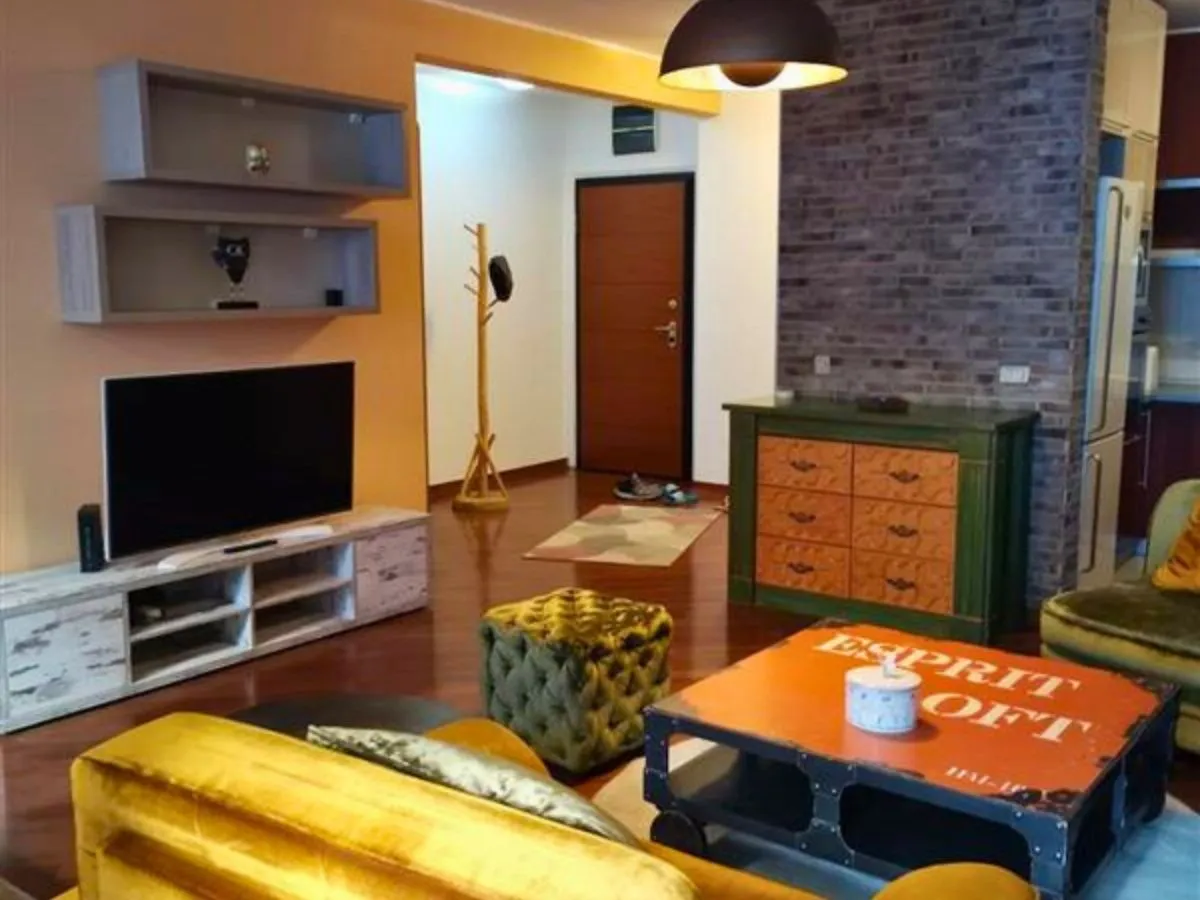 Rent, three bedroom apartment, 97m², Vukov Spomenik, Zvezdara Sve Podlokacije