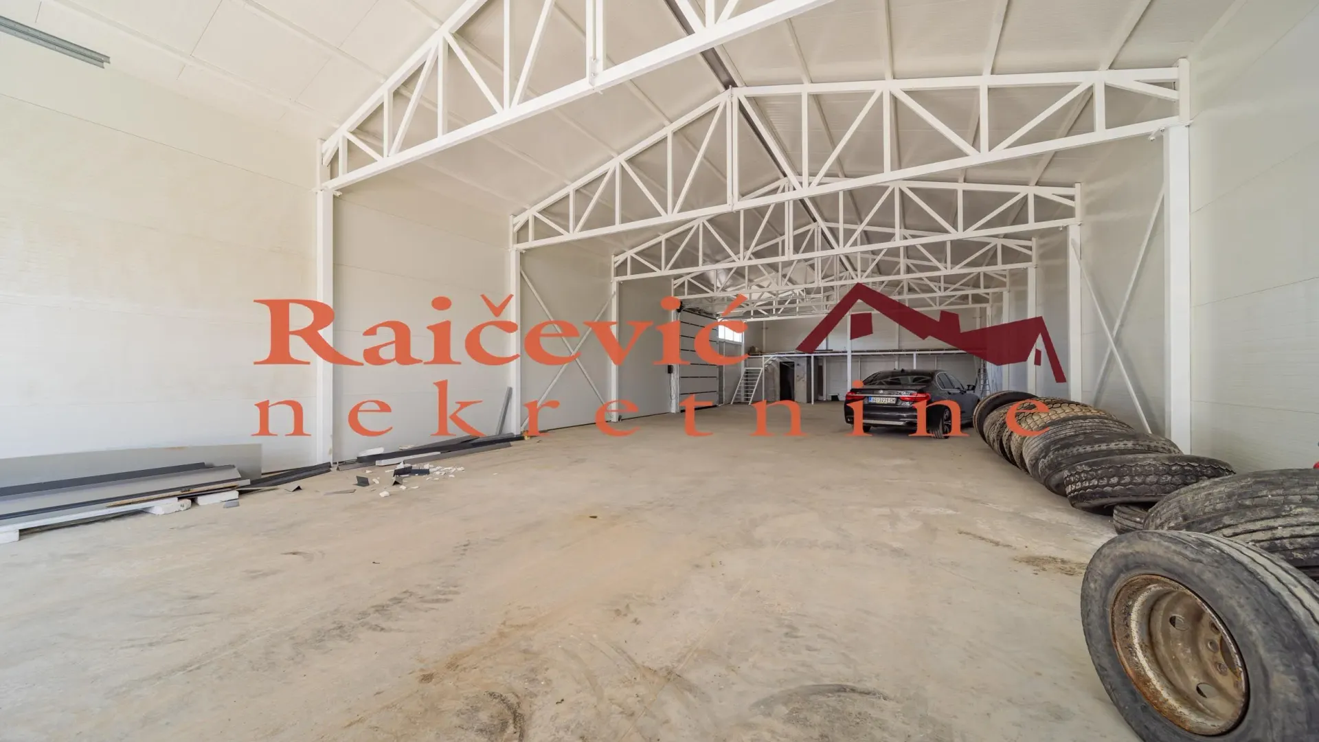 Rent, office space, 340m², Železnik, Beograd