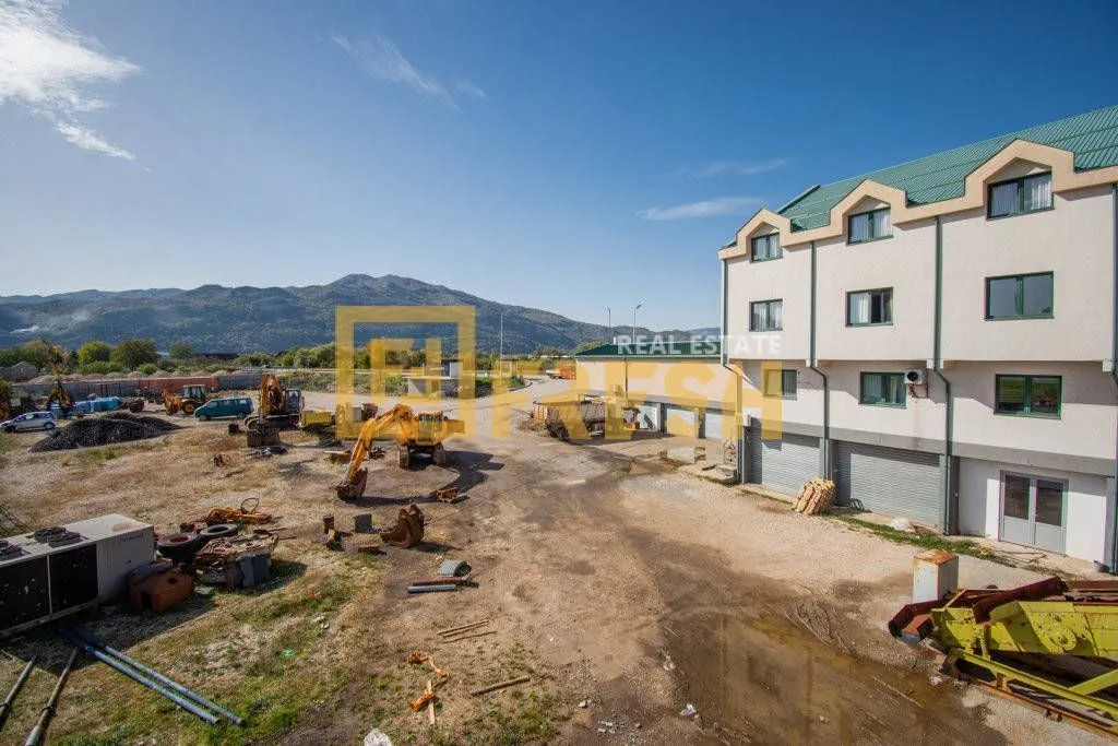 Prodaja, ugostiteljski objekat, 3300m², Nikšić, Crna Gora