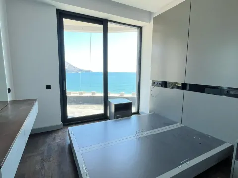 Prodaja, jednosoban stan, 78m², Bečići, Budva - image 1