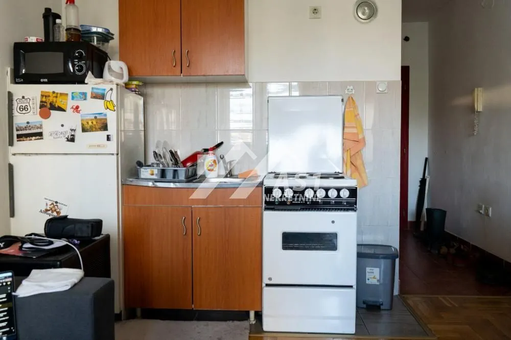 Izdavanje, stan, 25m², Grbavica, Novi Sad Sve Podlokacije