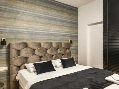 Izdavanje, dvosoban stan, 76m², Budva, Crna Gora - image 8