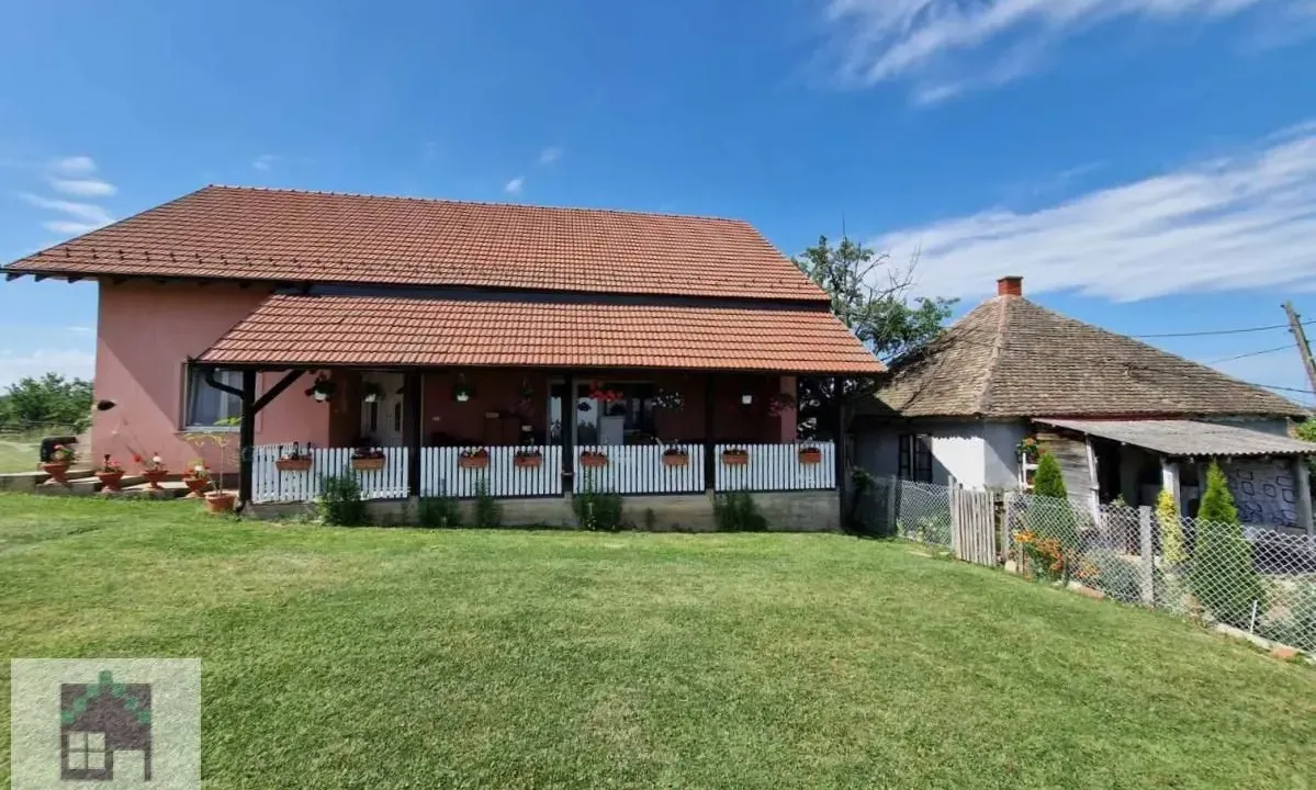 Prodaja, kuća, 300m², Kršna glava, Ub