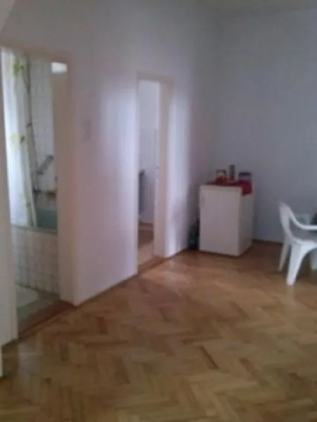 Izdavanje, kuća, 180m², Savski Venac, Beograd
