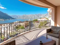 Prodaja, dvosoban stan, 106m², Dobrota, Kotor - image 1