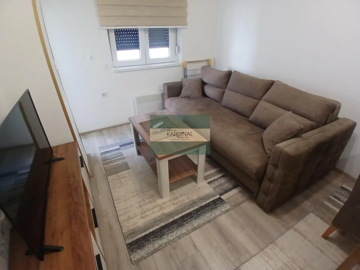 Izdavanje, jednosoban stan, 32m², Aqua park, Jagodina