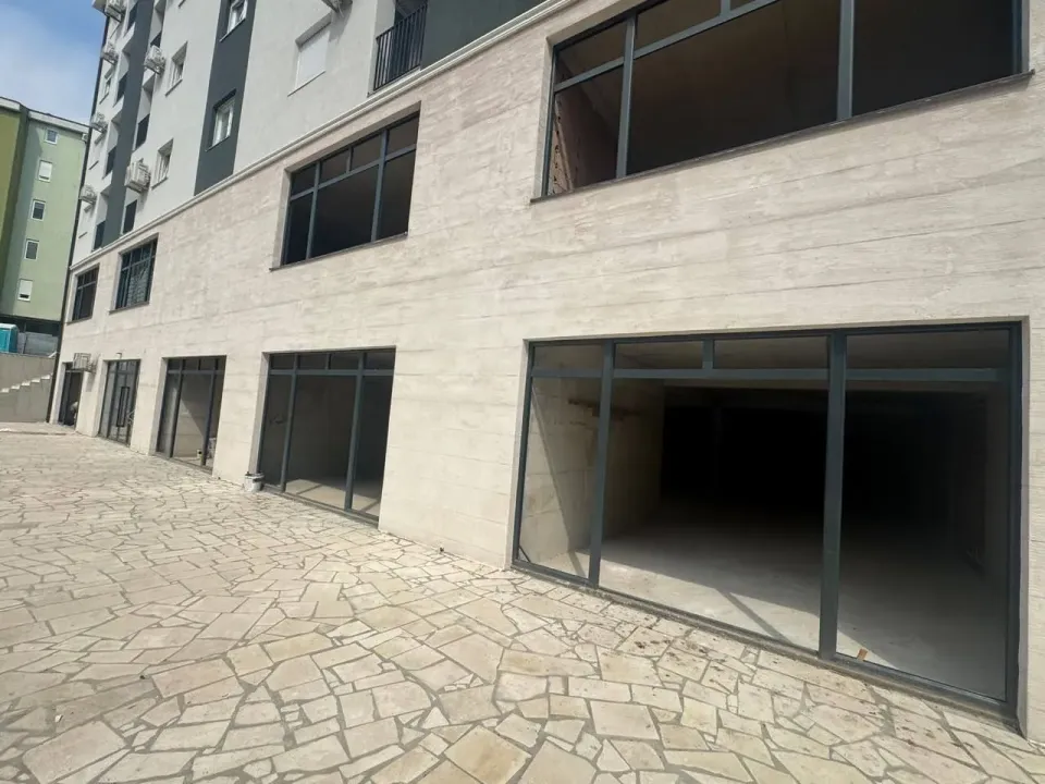 Sale, office space, 405m², Zabjelo, Podgorica