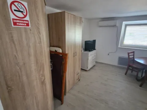 Sale, two bedroom apartment, 85m², Prčanj, Kotor - image 14