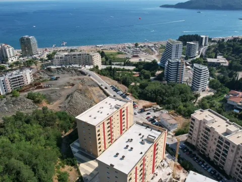 Sale, one bedroom apartment, 37m², Bečići, Budva - image 13