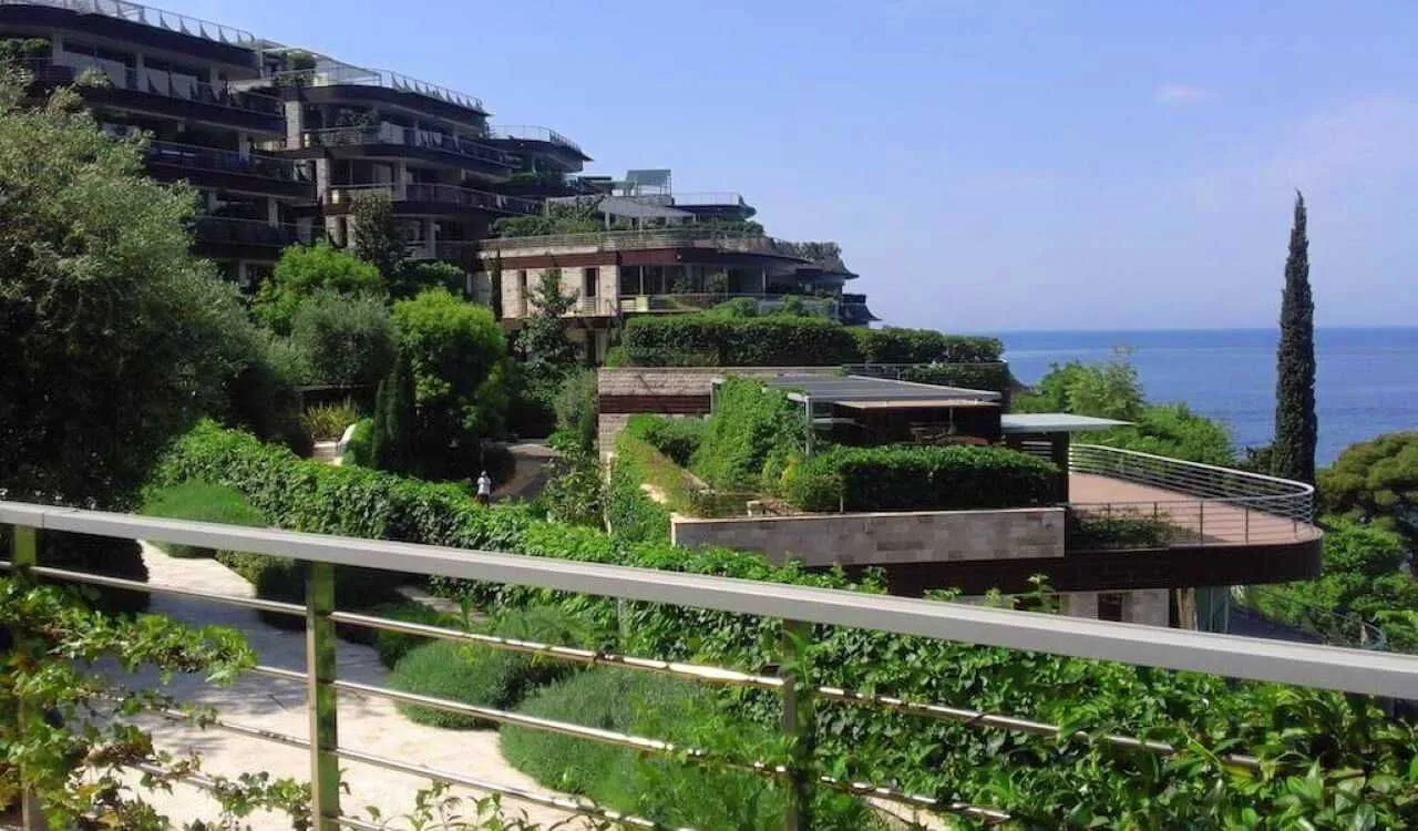 Prodaja, trosoban stan, 167m², Zavala, Budva