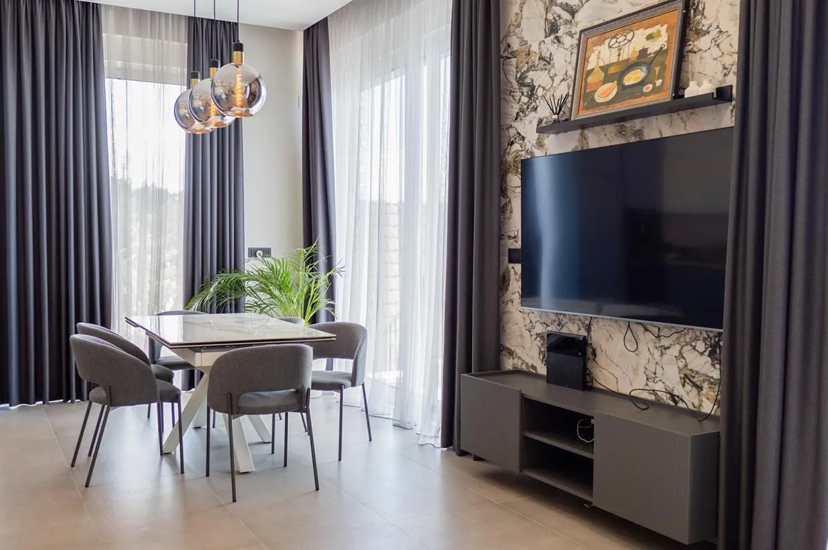 Prodaja, kuća, 320m², Herceg Novi, Crna Gora