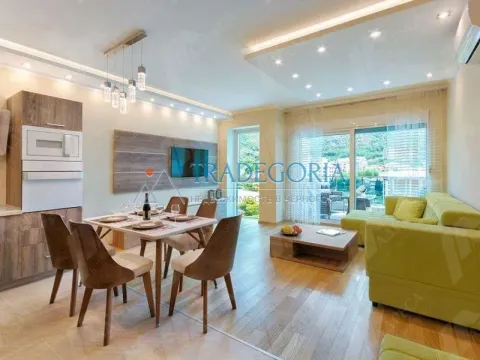 Prodaja, dvosoban stan, 63m², Bečići, Budva