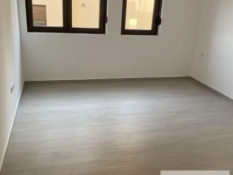 Sale, three bedroom apartment, 79m², Ruma, Srbija