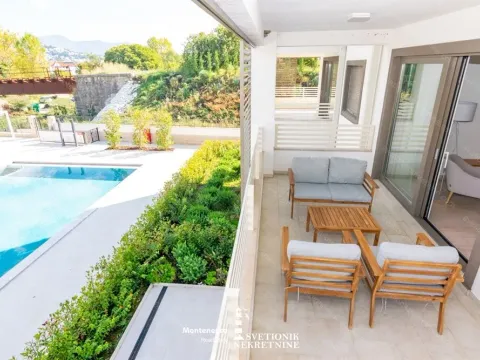 Prodaja, dvosoban stan, 87m², Igalo, Herceg Novi - image 2