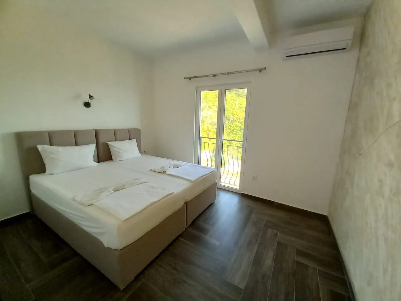 Sale, house, 200m², Bar, Crna Gora