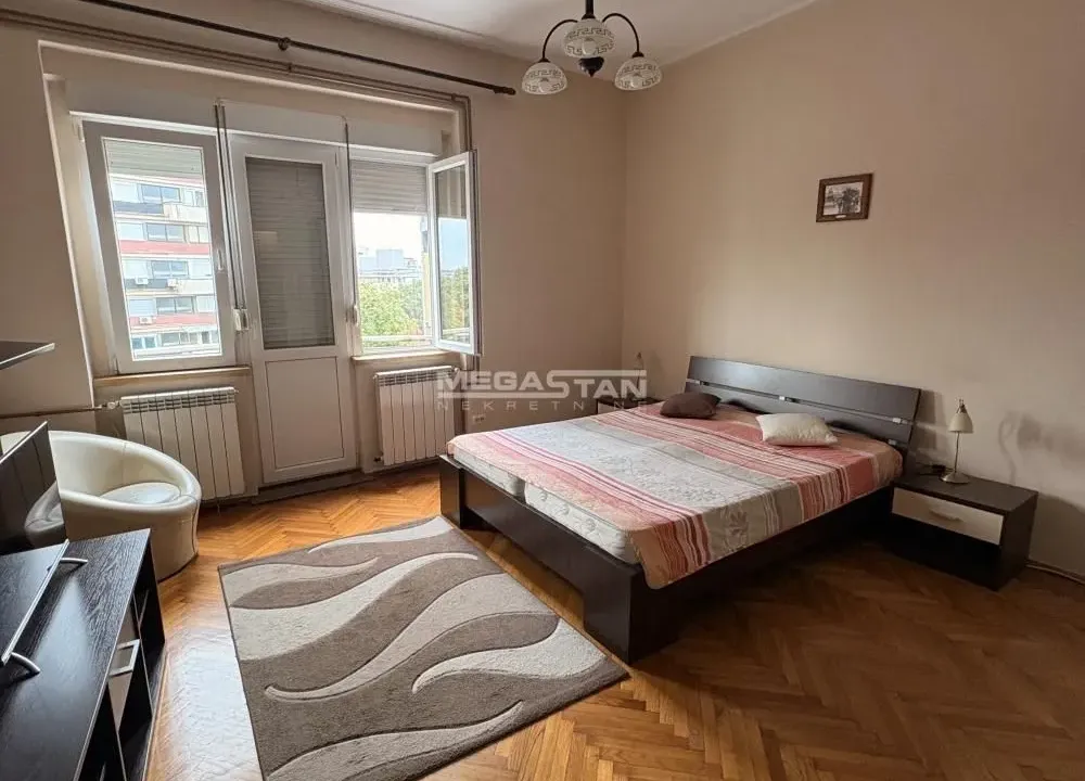 Rent, one bedroom apartment, 30m², Kalenić Pijaca, Vračar Sve Podlokacije