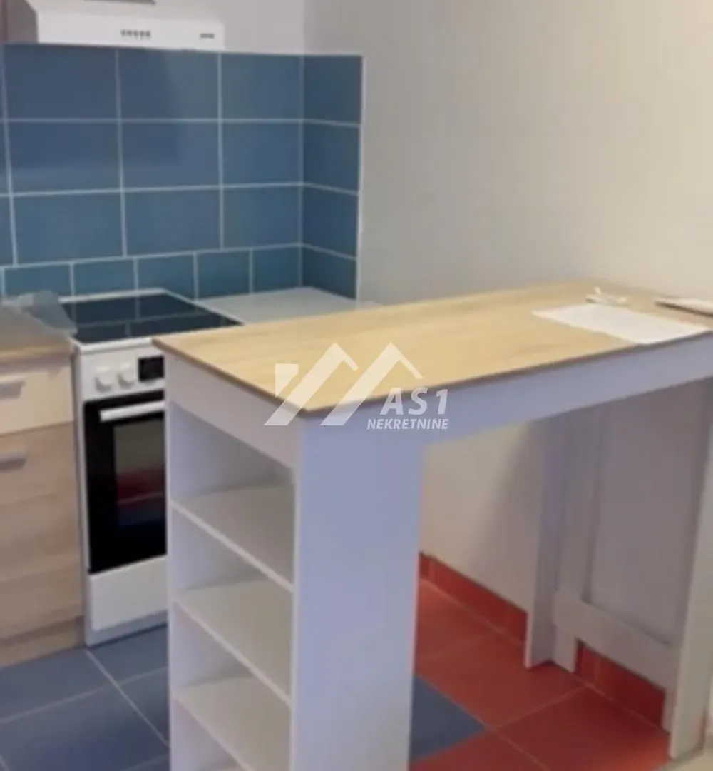 Rent, apartment, 26m², Adamovićevo Naselje, Novi Sad Sve Podlokacije