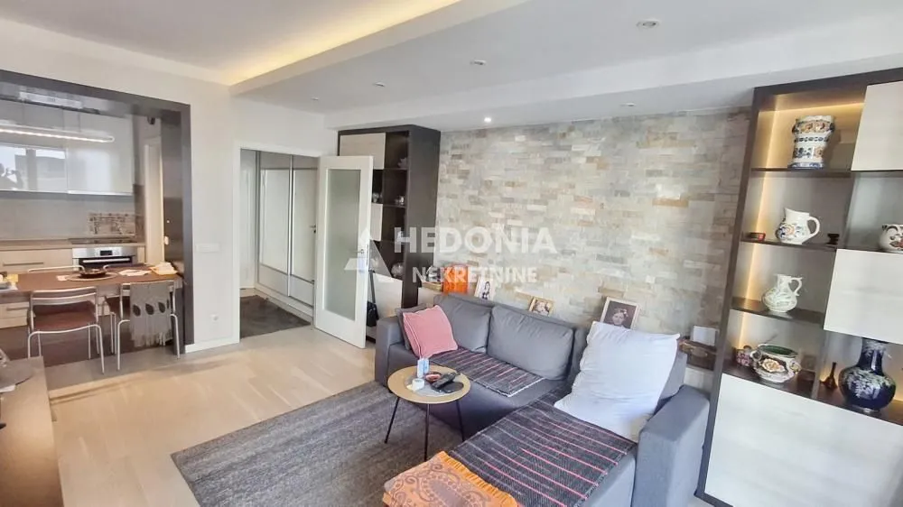 Prodaja, trosoban stan, 82m², Novi Beograd Blok 65, Novi Beograd Sve Podlokacije