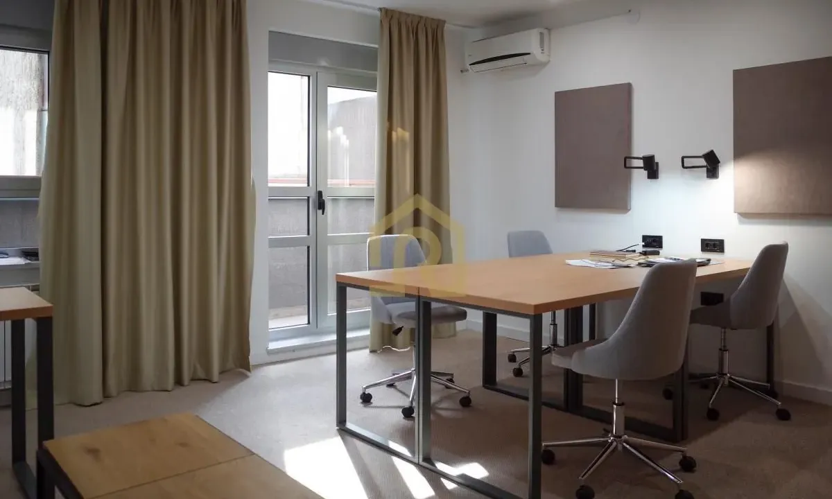 Izdavanje, poslovni prostor, 250m², Bogoslovija, Palilula Sve Podlokacije