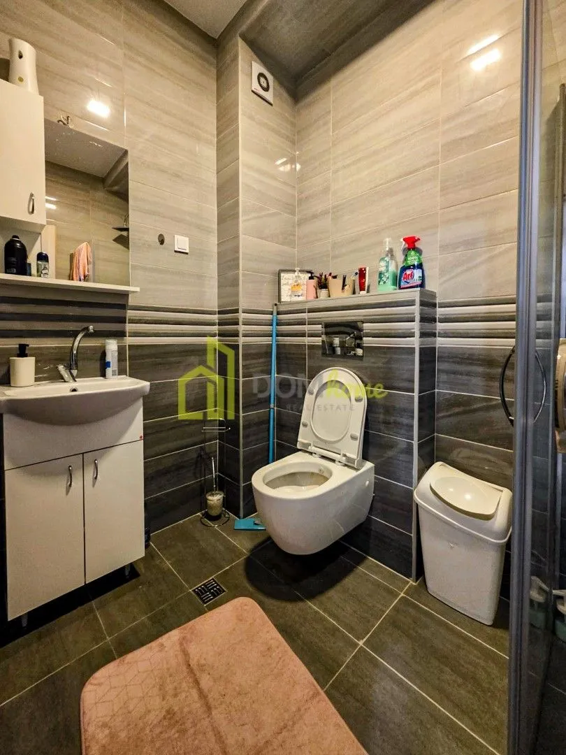 Rent, four bedroom apartment, 160m², Stari Aerodrom, Podgorica