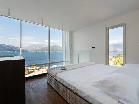 Rent, one bedroom apartment, 144m², Krašići, Tivat - image 34