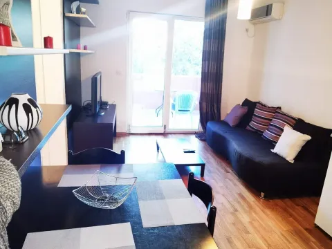 Sale, one bedroom apartment, 42m², Budva, Crna Gora - image 21