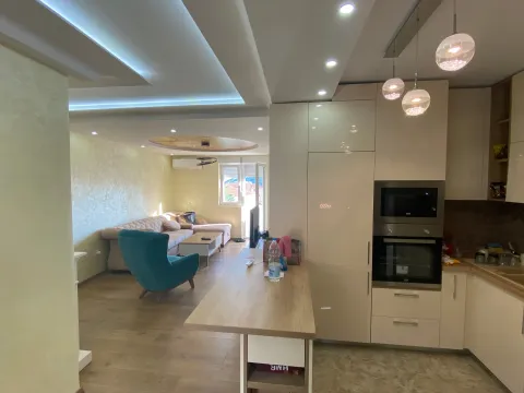 Izdavanje, jednosoban stan, 50m², Podkošljun, Budva - image 6