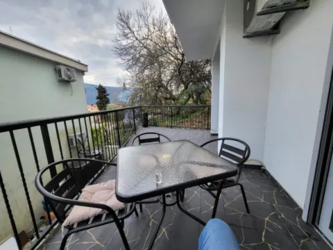 Rent, one bedroom apartment, 54m², Đenovići, Herceg Novi - image 10
