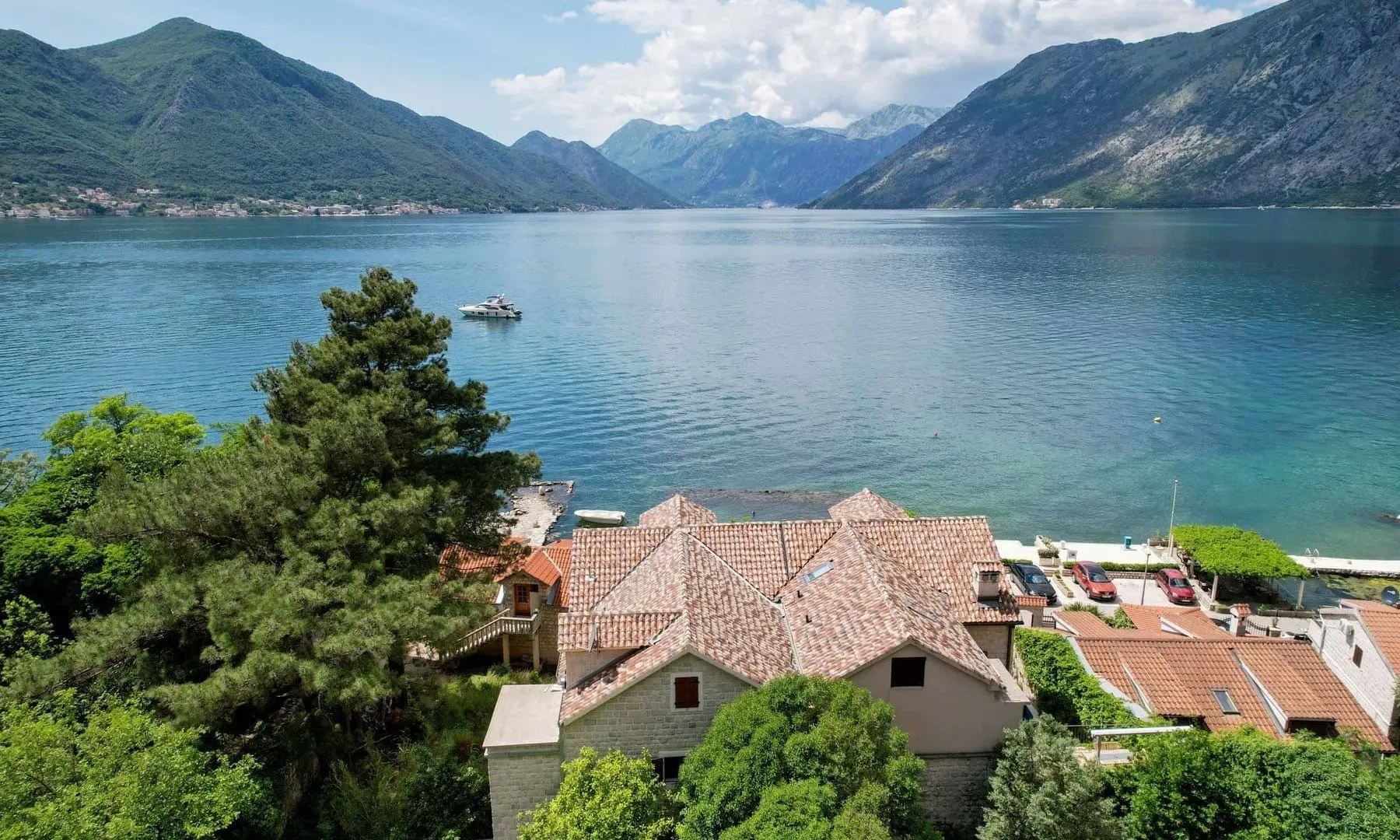 Sale, house, 415m², Dobrota, Kotor