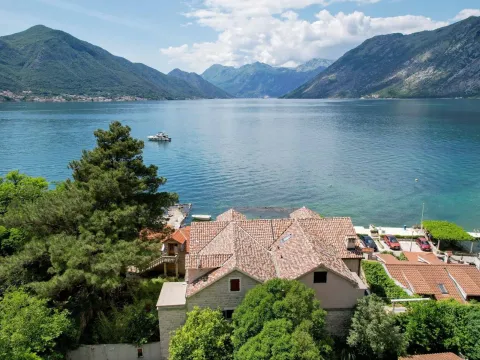 Prodaja, kuća, 415m², Dobrota, Kotor - image 27