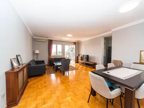 Rent, three bedroom apartment, 115m², Gorica C, Podgorica - image 1