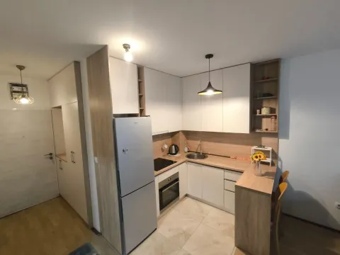 Rent, one bedroom apartment, 37m², 1 maj, Podgorica - image 3