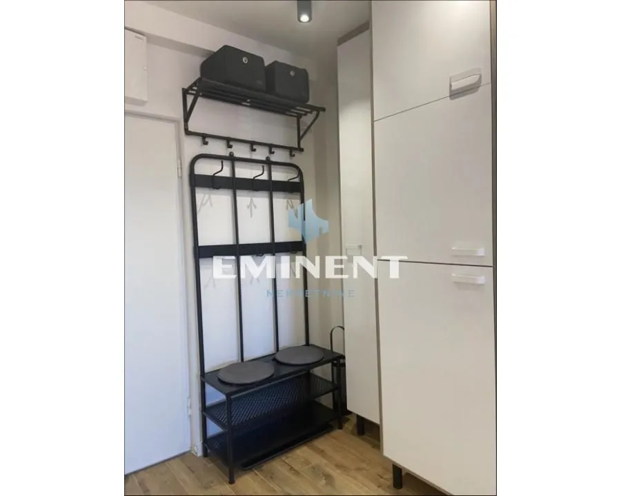 Izdavanje, stan, 35m², Lekino Brdo, Voždovac Sve Podlokacije