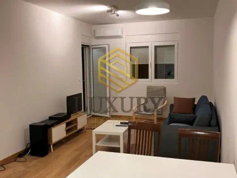 Izdavanje, jednosoban stan, 48m², New City, Podgorica - image 6