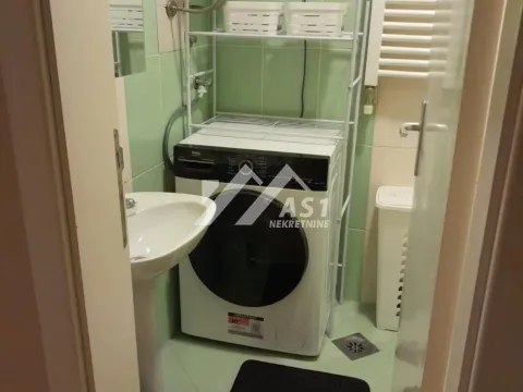 Izdavanje, stan, 27m², Bulevar Oslobodjenja, Novi Sad Sve Podlokacije - image 7