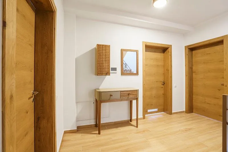 Prodaja, kuća, 420m², Krašići, Tivat