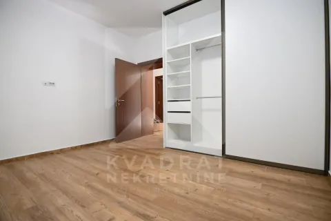 Rent, two bedroom apartment, 68m², Centar, Podgorica - image 10